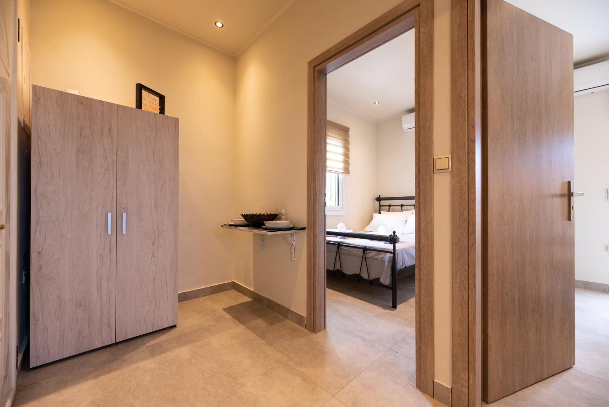 Demi'S Apartments Near Athen'S Airport Artemida  Exterior foto